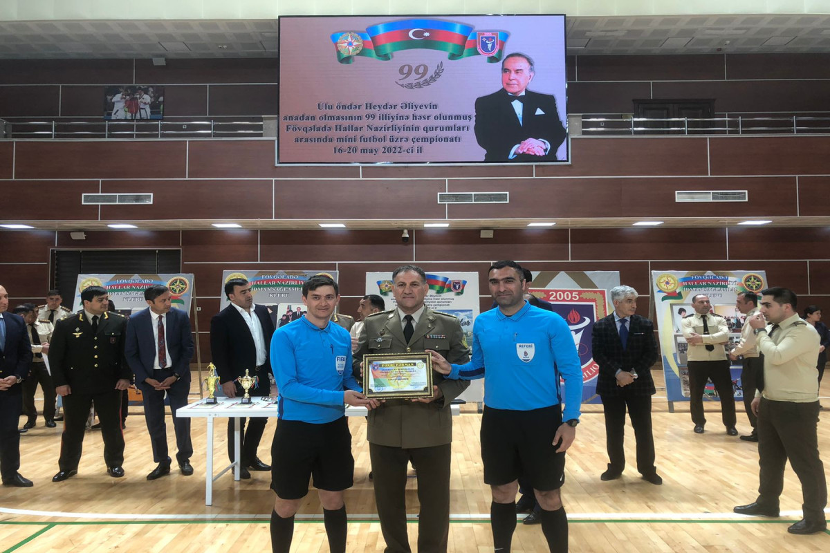 Heydər Əliyevin anadan olmasının 99-cu ildönümü ilə bağlı mini futbol çempionatı başa çatıb