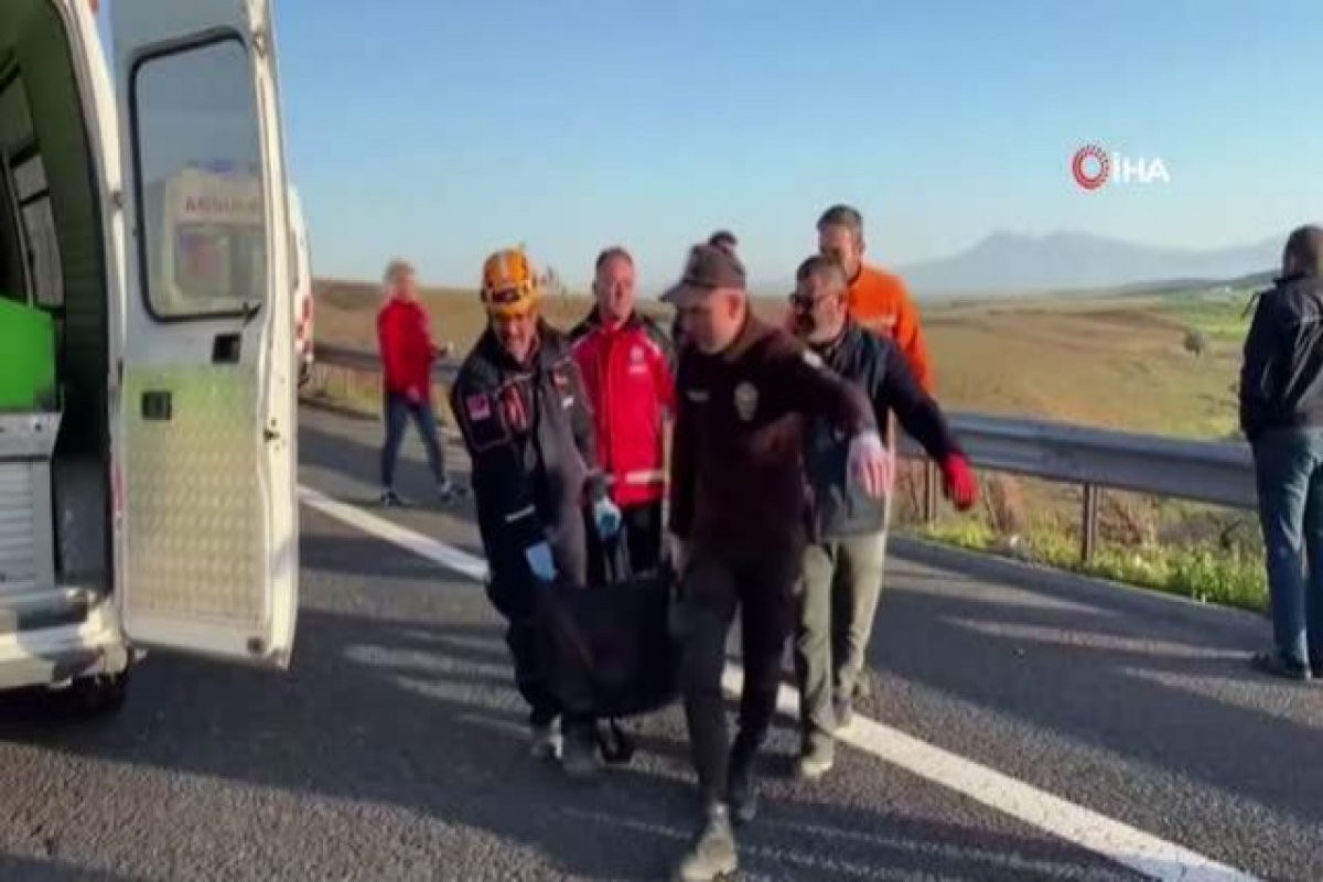 В Турции перевернулся автобус со студентами,  погибли 3 человека