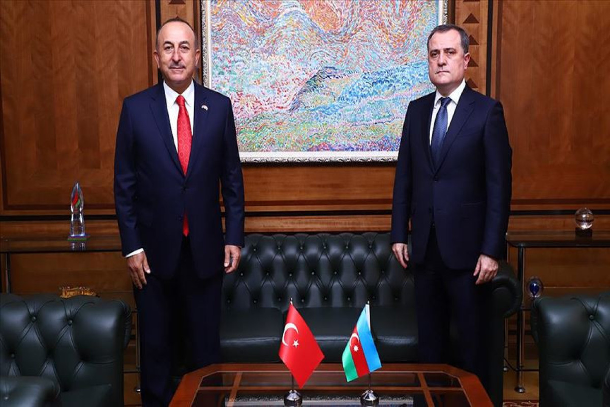 Ceyhun Bayramov və Mövlud Çavuşoğlu