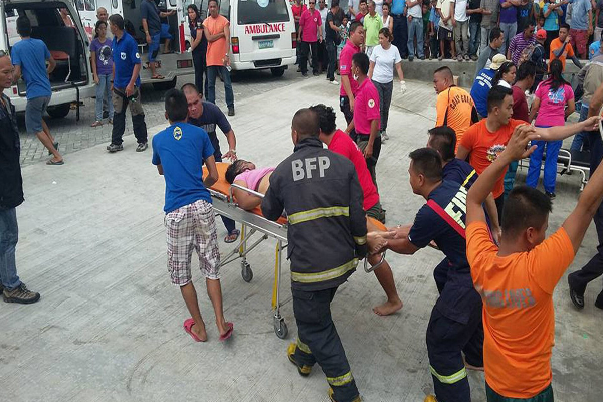 При пожаре на судне на Филиппинах погибли семь человек