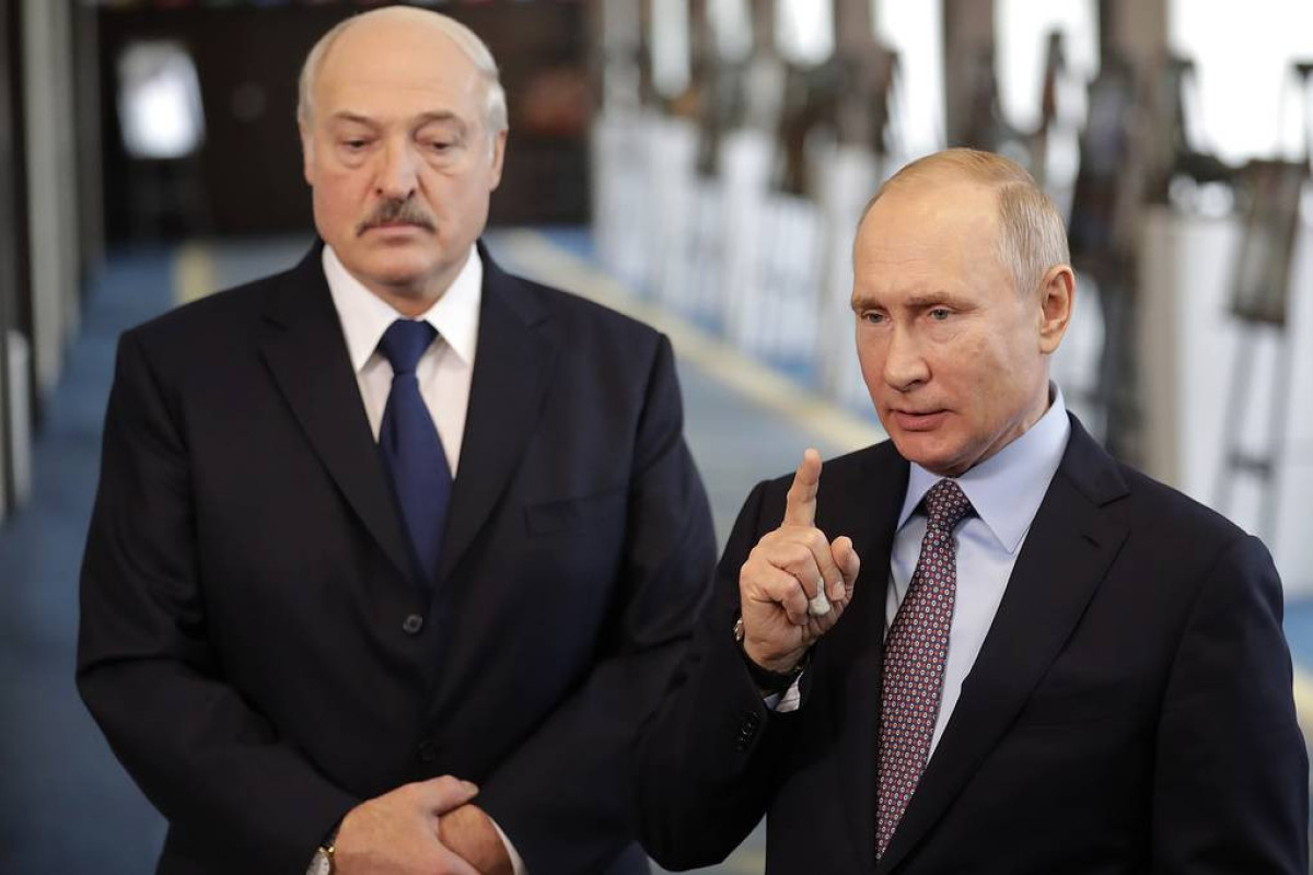 Putin rublun möhkəmlənməsinə kömək edən amillərdən danışıb