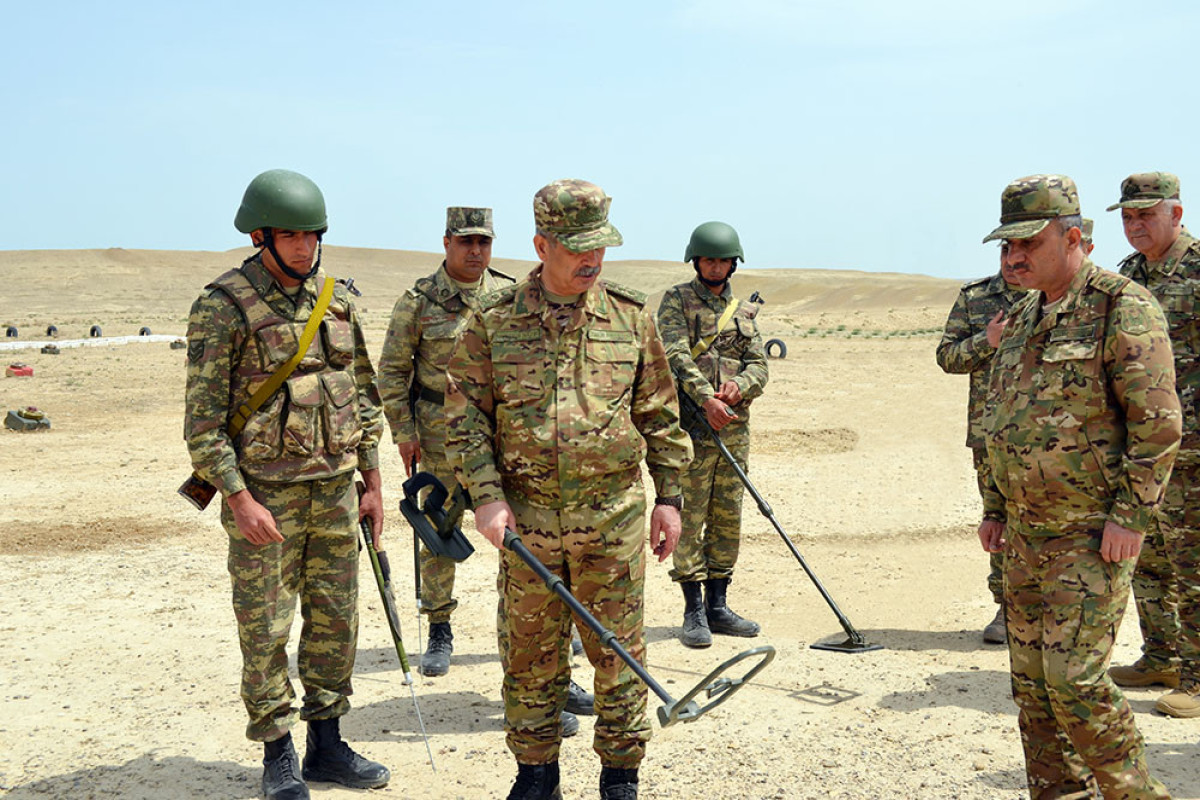 Azerbaijan's Defense Minister inspected recently commissioned military training infrastructure in Garaheybat-VIDEO 