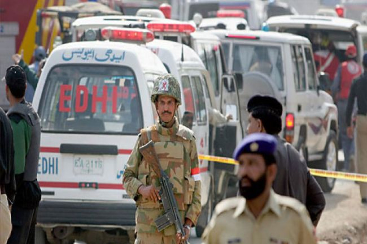 Pakistan orders troop deployment in capital