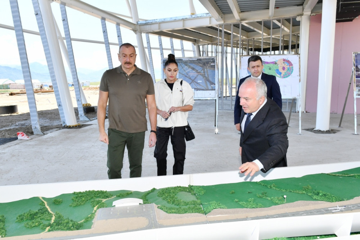 Prezident Zəngilan Beynəlxalq Hava Limanının tikintisi ilə tanış olub - FOTO  - YENİLƏNİB 