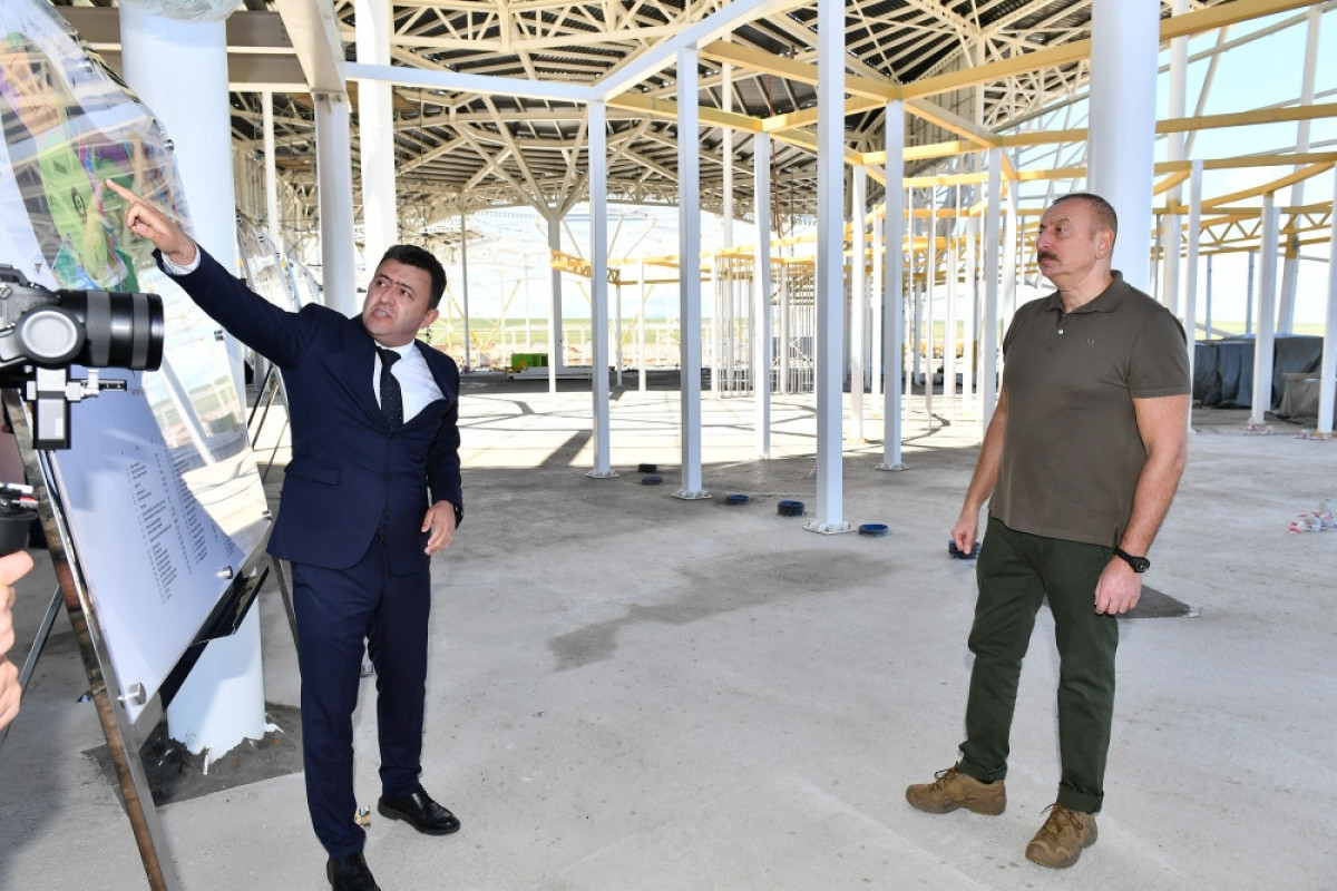 Президент ознакомился со строительством международного аэропорта в Зангилане