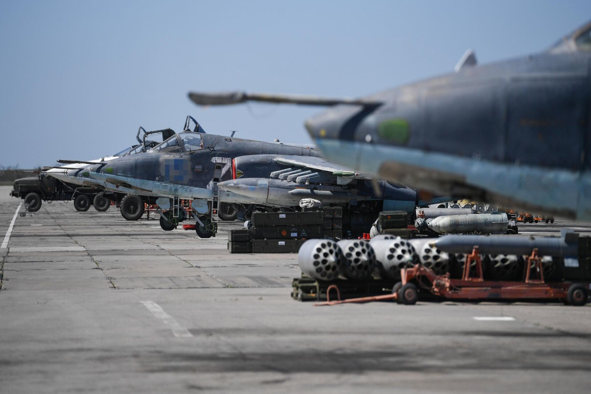 FP: Запад передал Украине разобранные самолеты Су-25