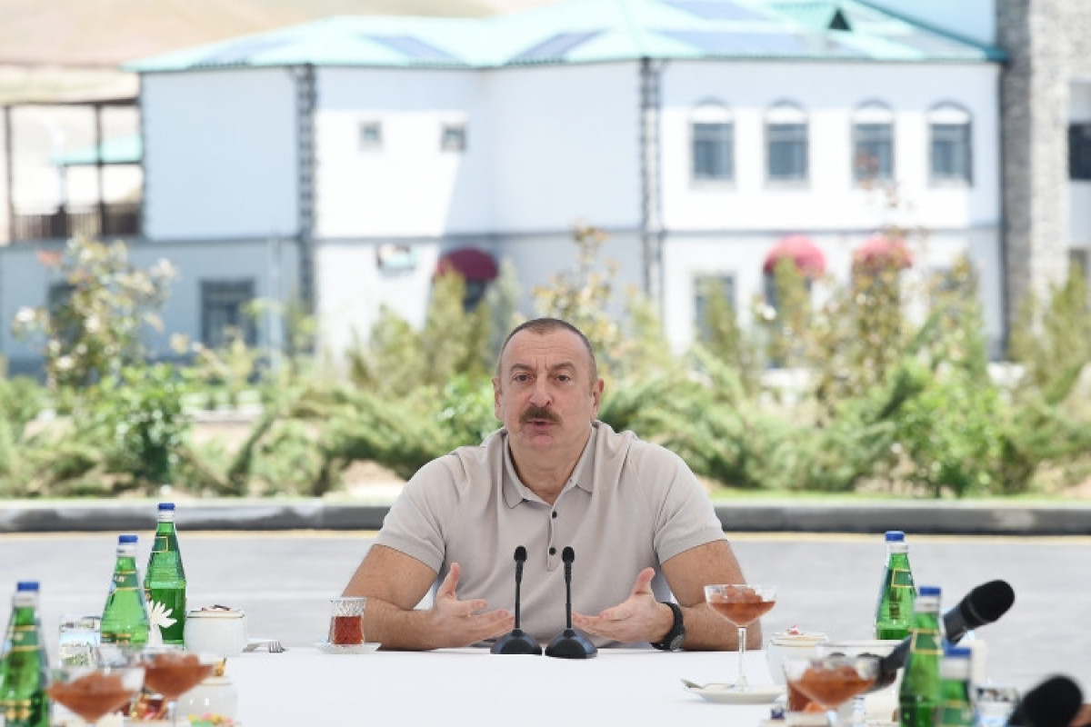 Prezident: “Azərbaycan-Ermənistan sərhədində komissiyaların birinci görüşü keçirildi, bunun çox böyük mənası var”