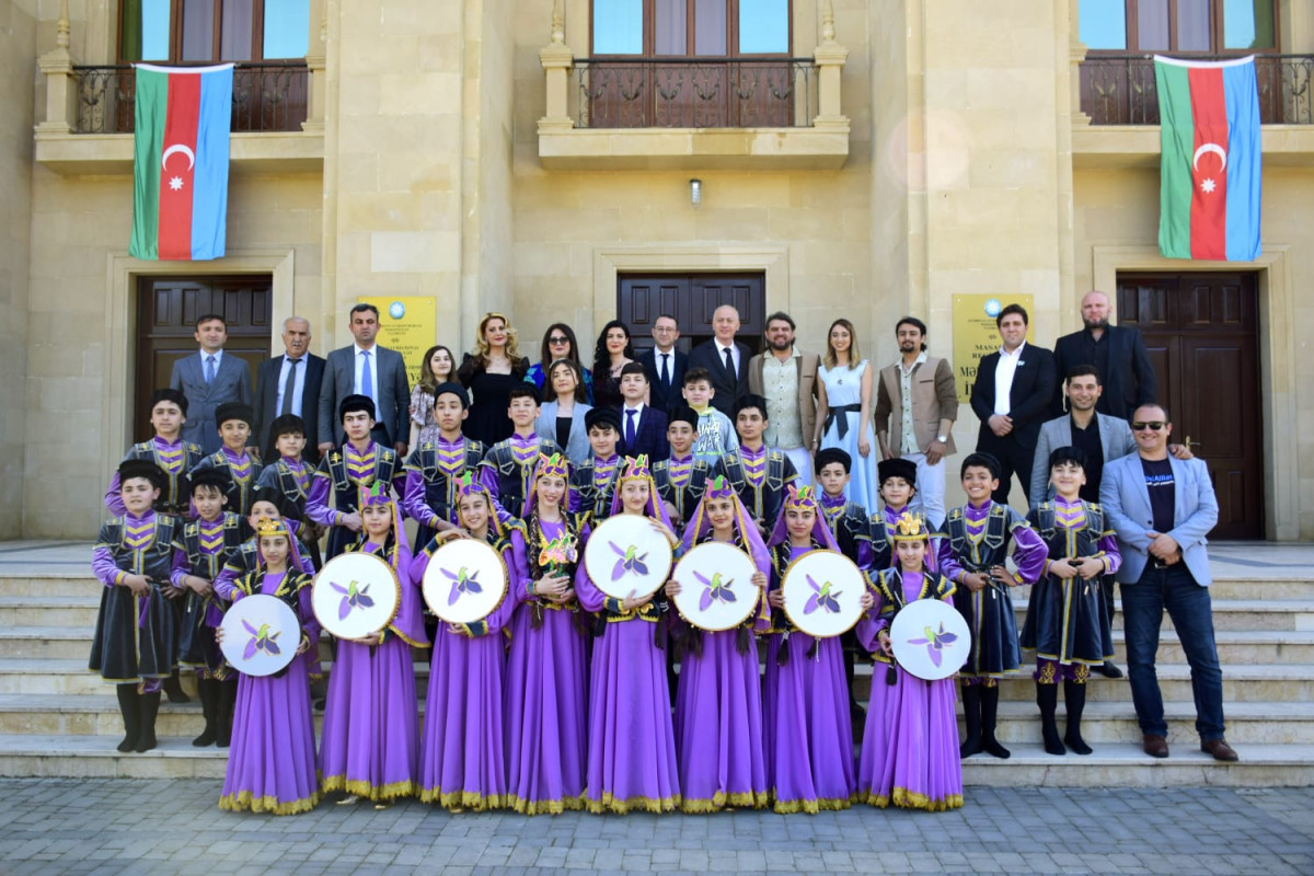 Mərkəzi İncəsənət Məktəbinin "Şuşa ili" çərçivəsində konserti keçirilib