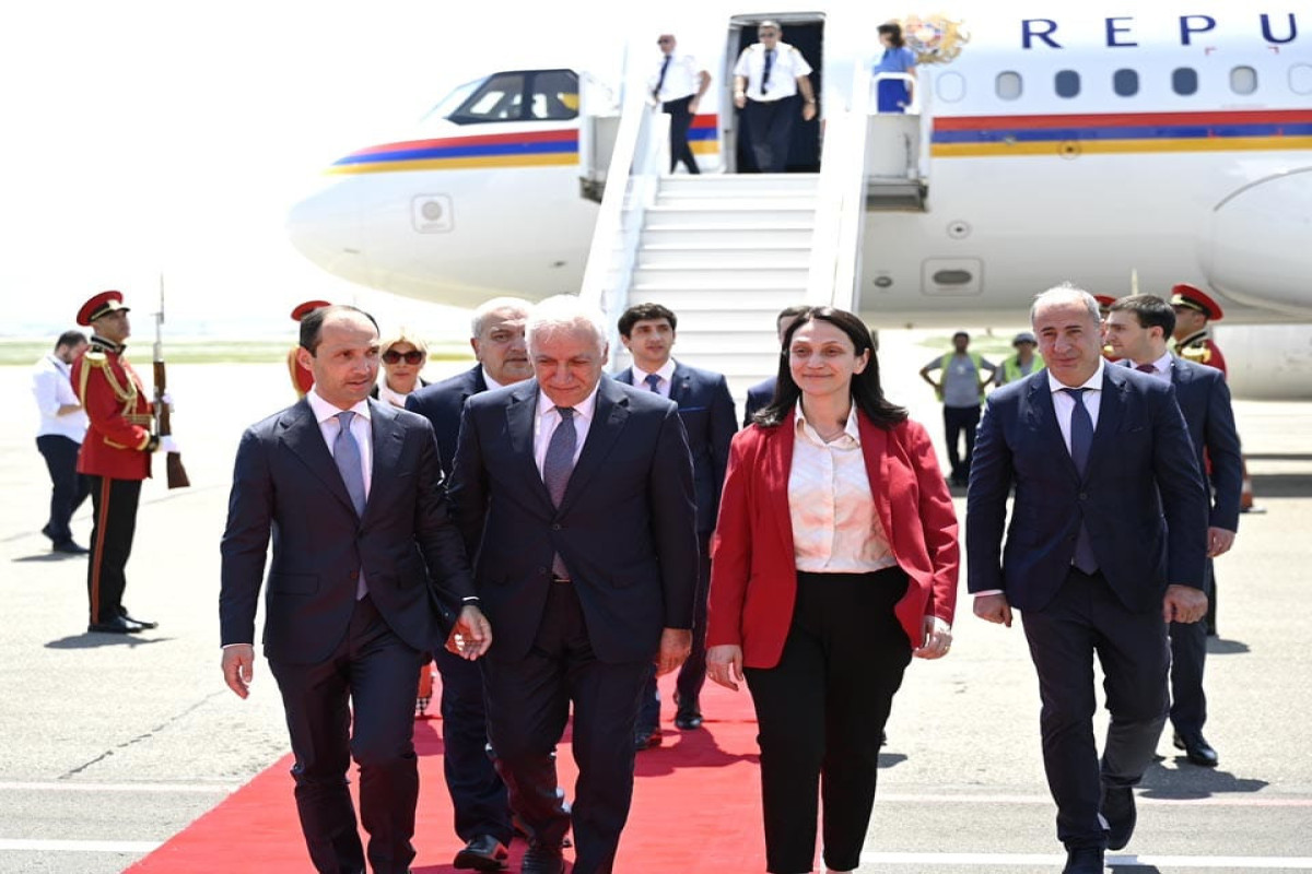 Ermənistan və Gürcüstan prezidentləri görüşüb - FOTO 