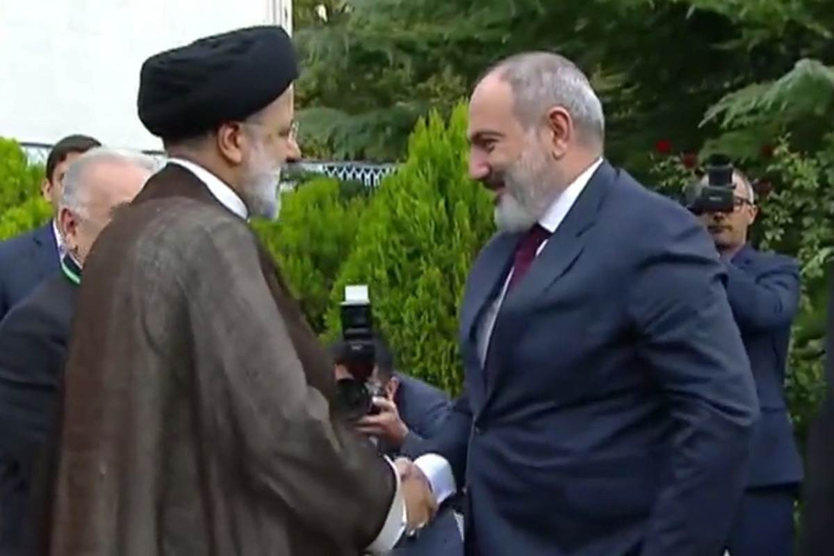 Paşinyan İranın erməni icmasına yanaşmasını yüksək qiymətləndirib