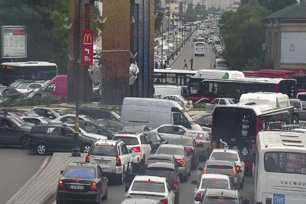 Bakıda 217 avtobus 25 dəqiqəyədək gecikmə ilə hərəkət edir