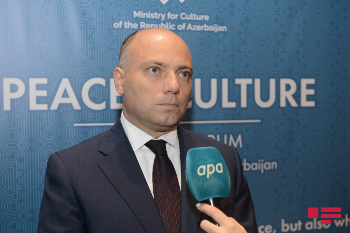 Nazirlik Anar Kərimovun işinin başında olduğunu açıqlayıb