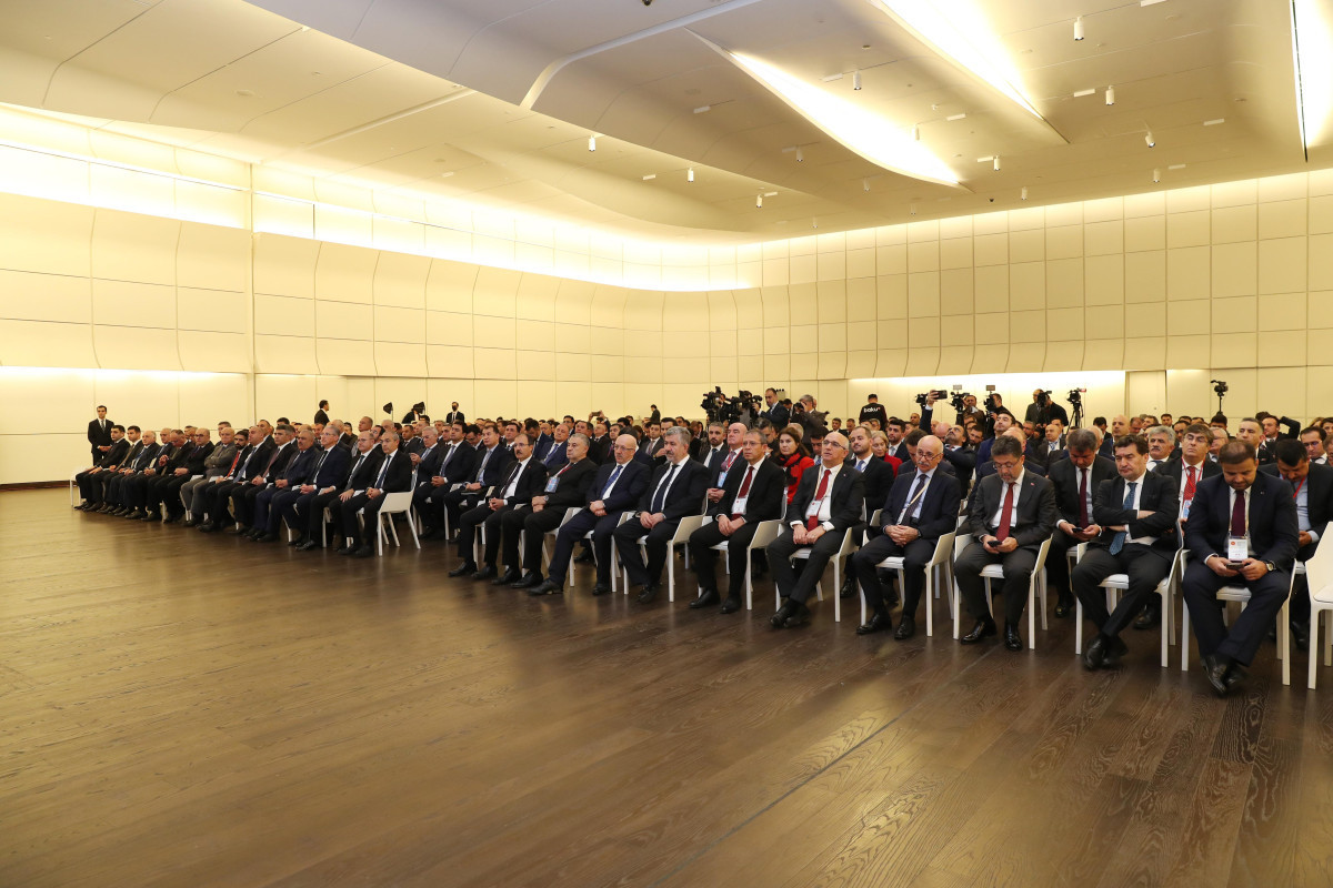 В Баку состоялся азербайджано-турецкий бизнес-форум