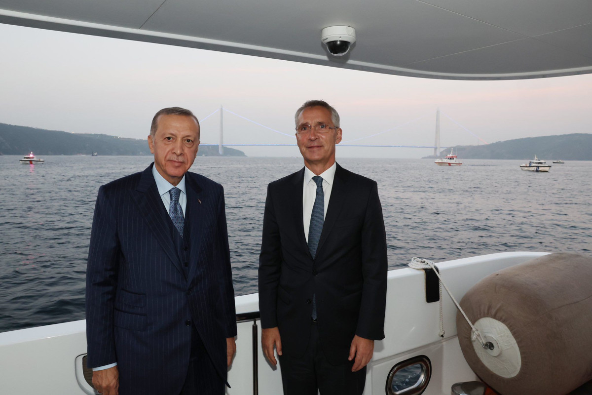 Реджеп Тайип Эрдоган с генсеком НАТО Йенсом Столтенбергом