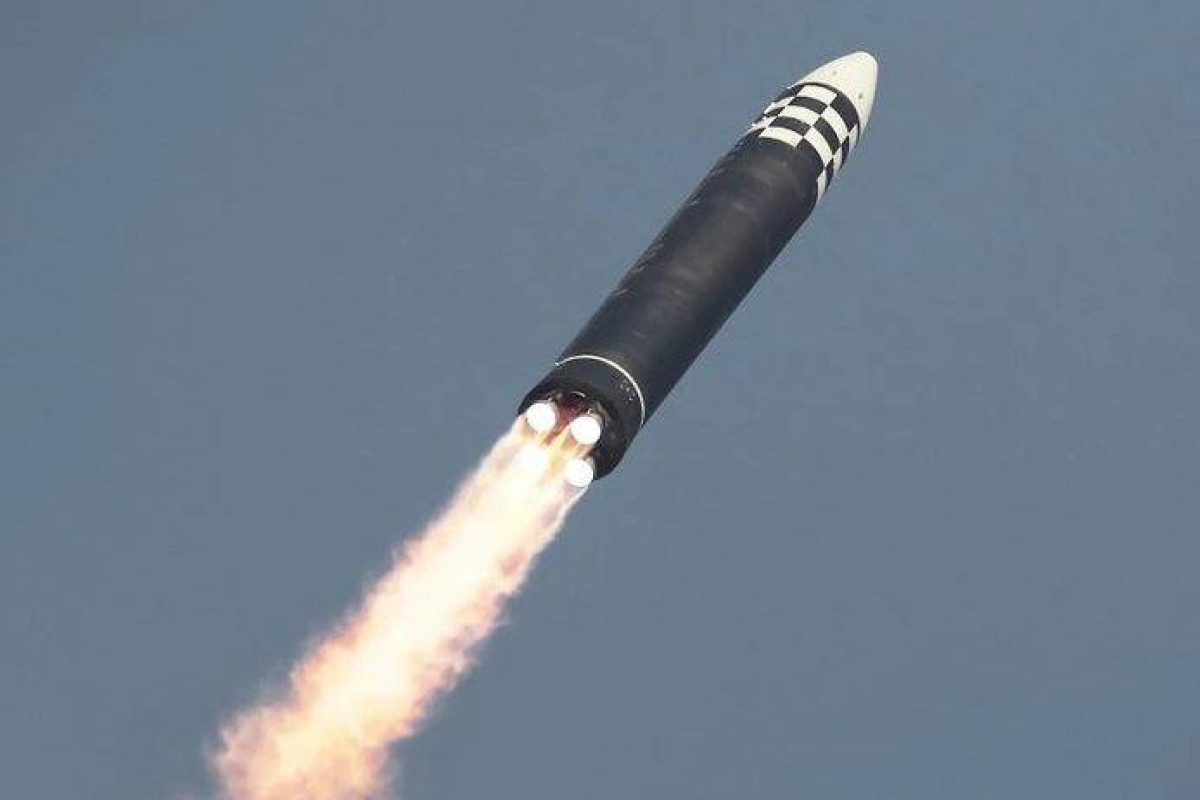 Северная Корея выпустила еще 4 баллистические ракеты