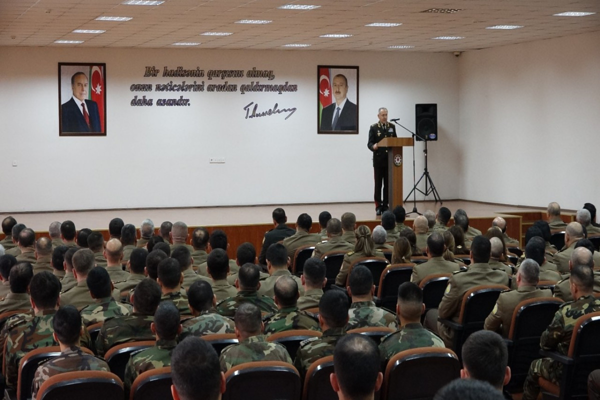 Mülki müdafiə qoşunlarında Zəfər və Dövlət Bayrağı günləri ilə bağlı tədbir keçirilib - FOTO 