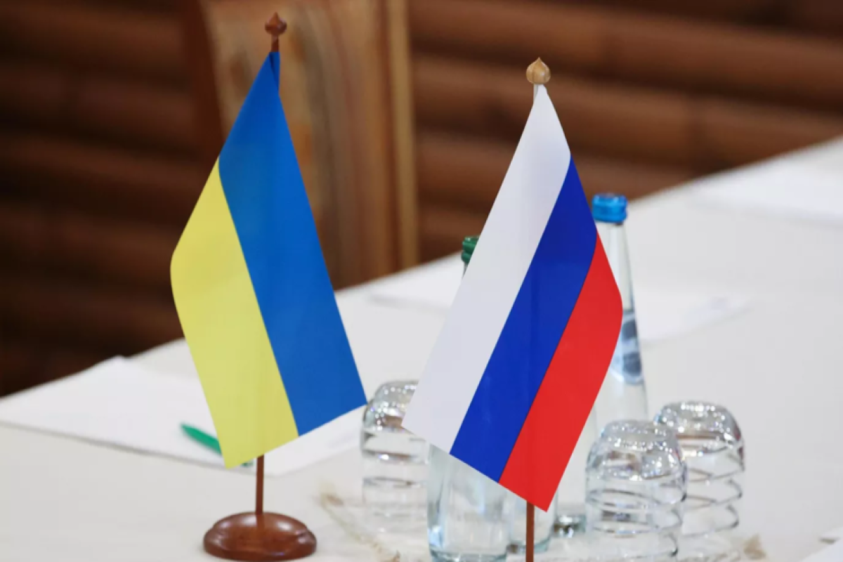 СМИ: Страны Запада обсуждают условия возможного мира между Россией и Украиной
