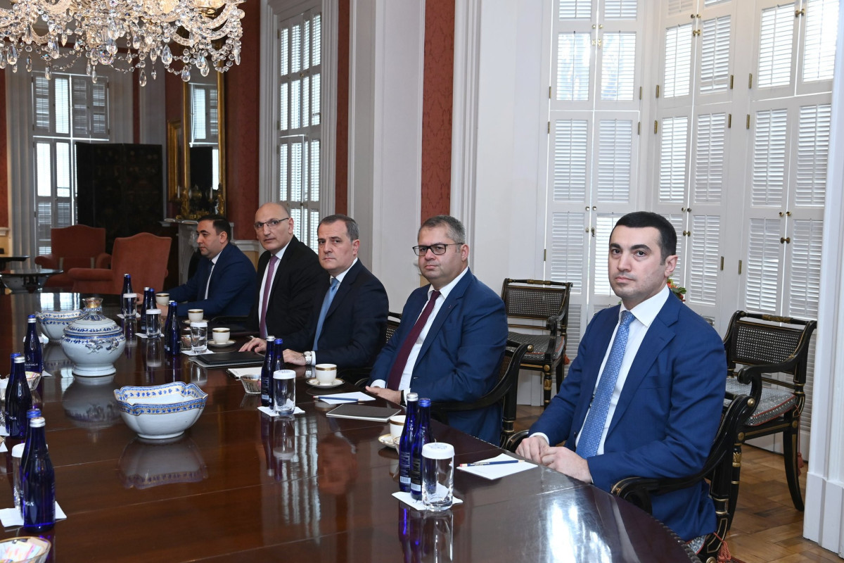 Meeting of Azerbaijani and Armenian FMs kicks off in Washington