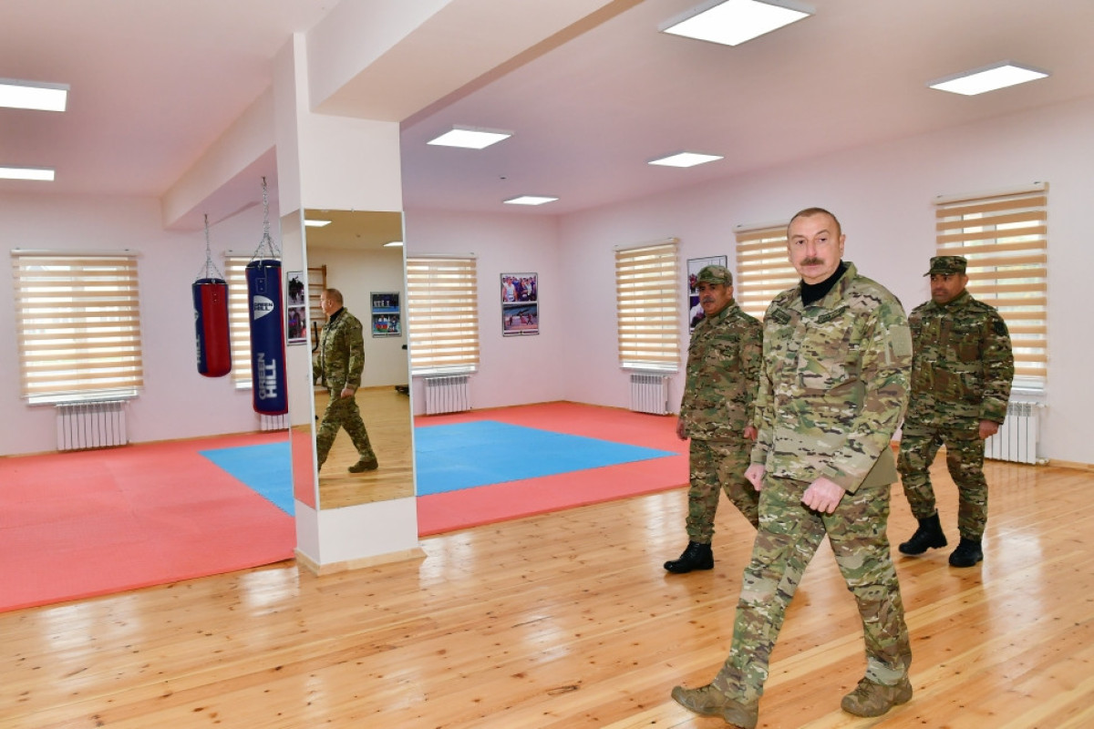 President Ilham Aliyev viewed conditions created at newly commissioned military unit of Defense Ministry in Fuzuli district