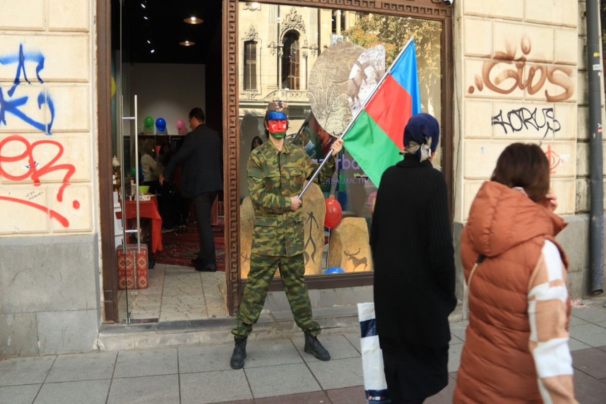 В Тбилиси отметили День государственного флага Азербайджана-ФОТО 