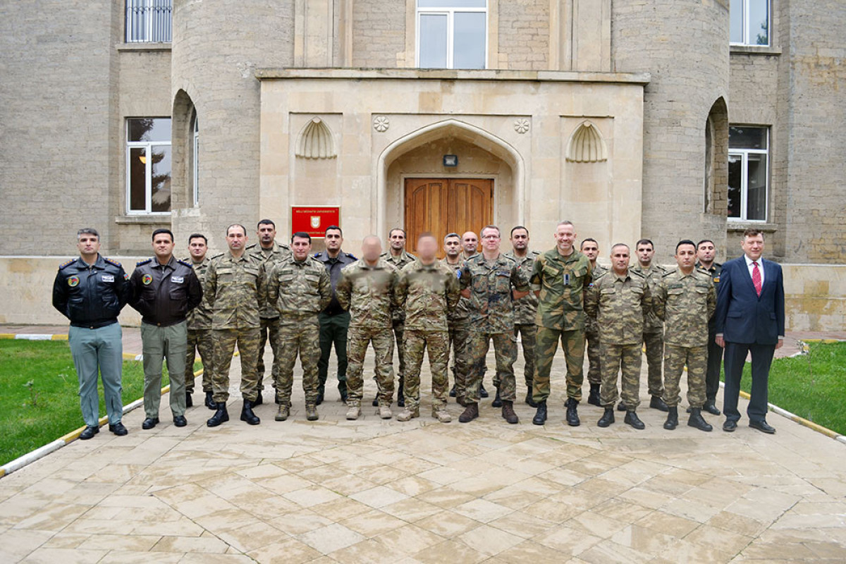 NATO Azərbaycan Ordusunun hərbçiləri üçün təlim kursu keçirir - FOTO 