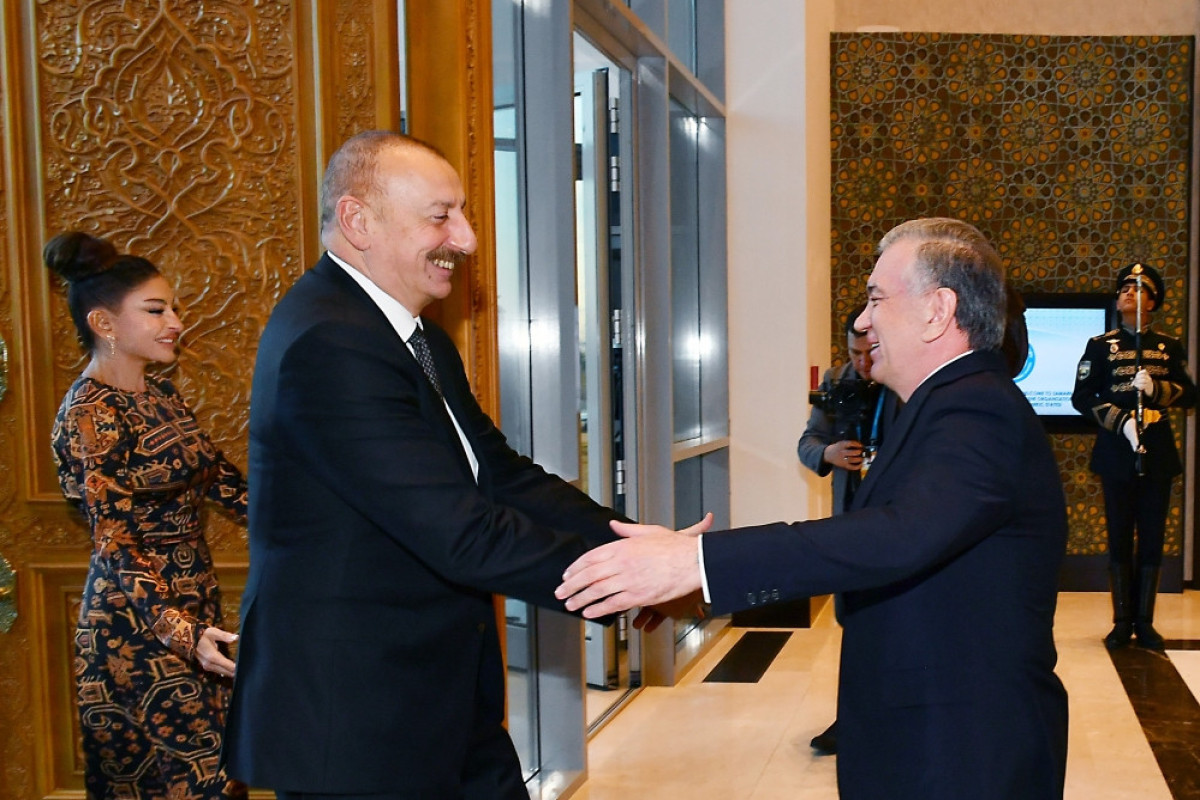 President Ilham Aliyev met with President of Uzbekistan Shavkat Mirziyoyev in Samarkand-UPDATED 