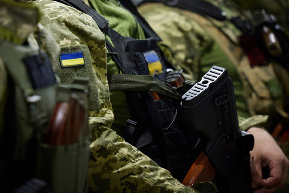 Ukrayna Zaporojye istiqamətində ordu bölmələrini gücləndirir