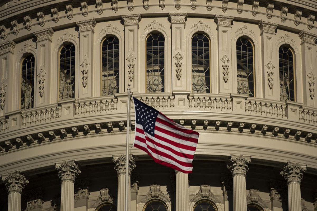 Демократы сохранят контроль над Сенатом Конгресса США