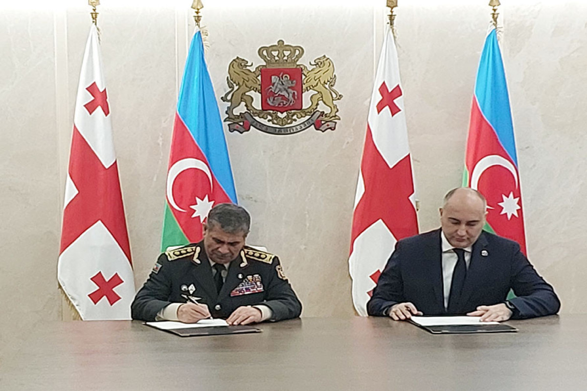 Azərbaycan-Gürcüstan hərbi əməkdaşlıq planı imzalanıb