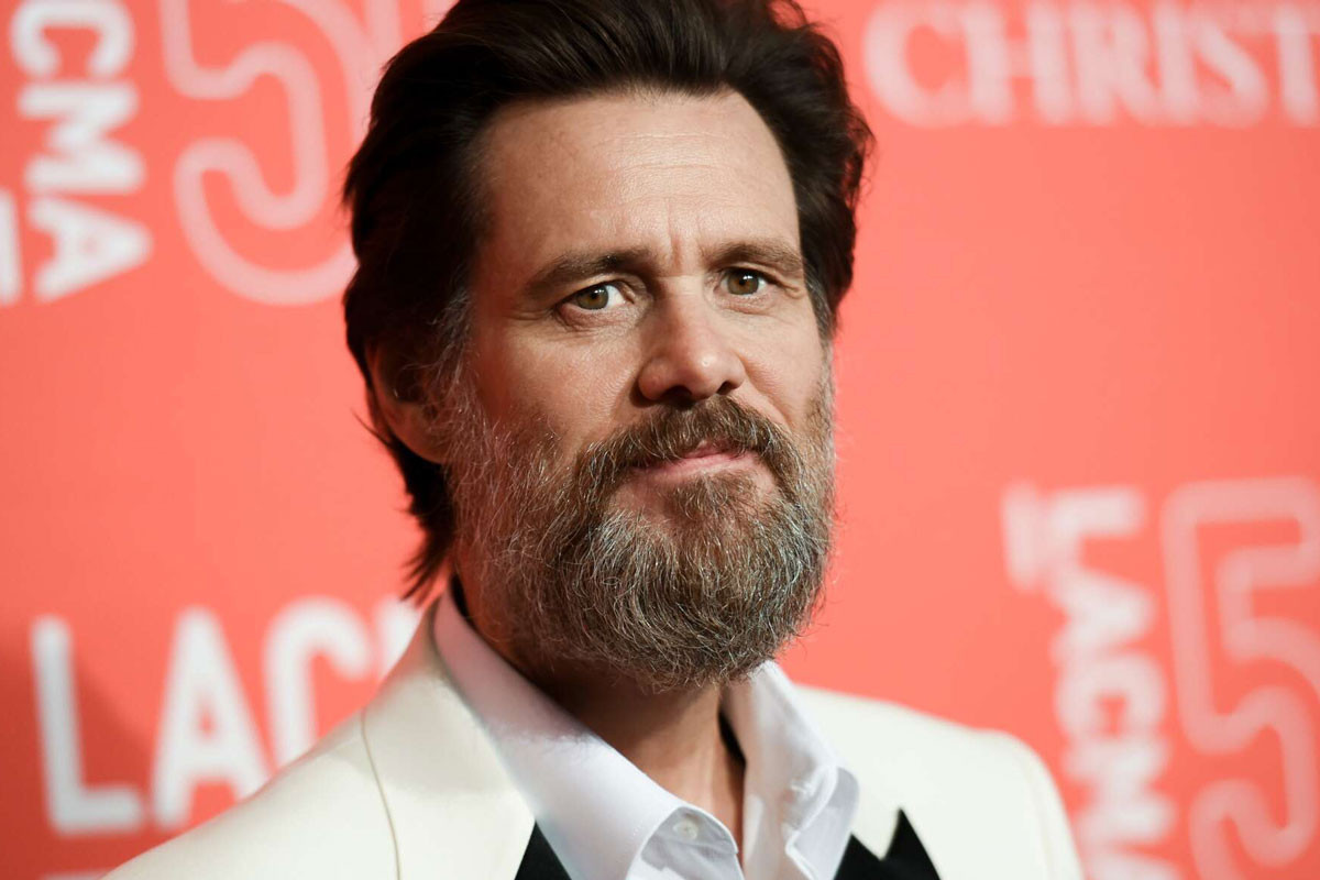 Russia bans entry to 100 Canadian citizens, including Jim Carrey - Foreign Ministry