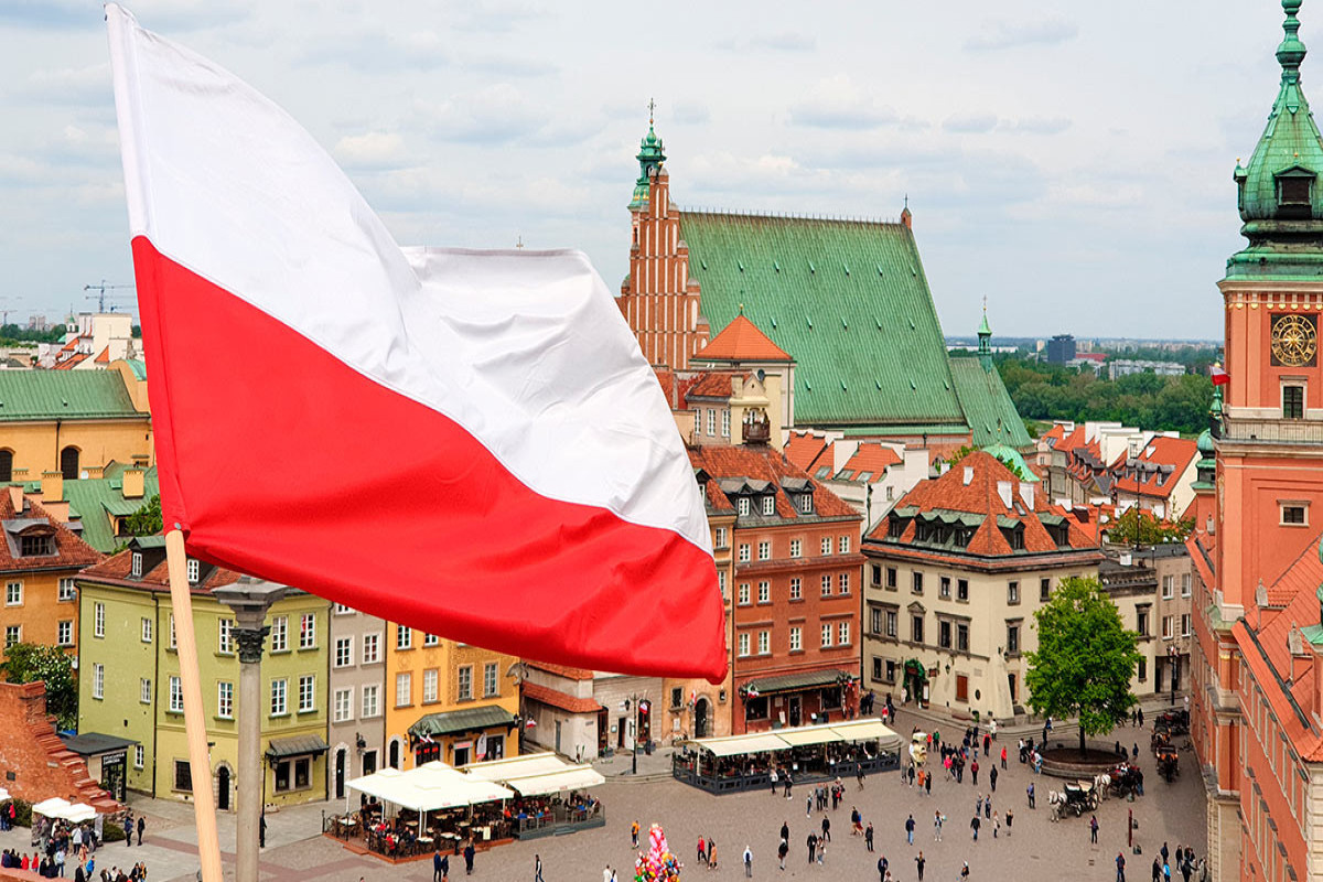 Польша повысила боеготовность на фоне инцидента с ракетами