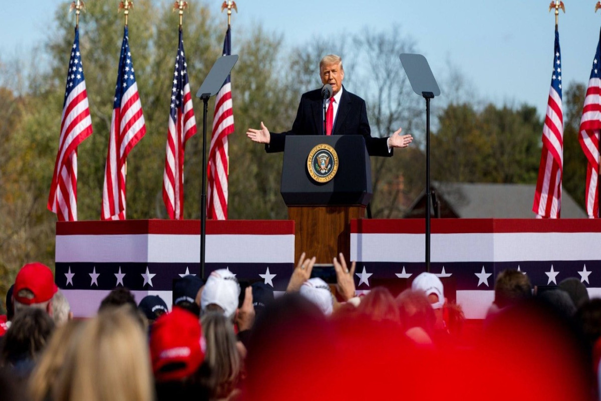 Donald Tramp 2024-cü ildə prezident seçkilərində iştirak edəcəyini bildirib