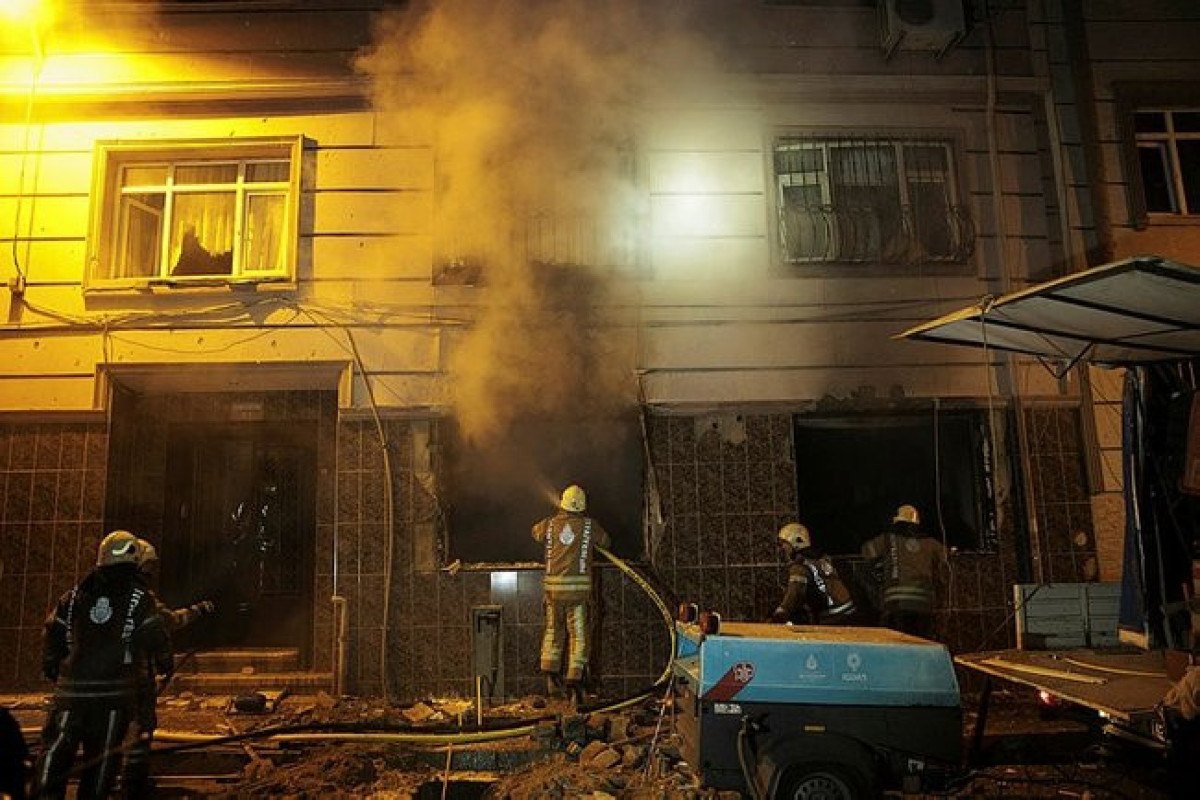 İstanbulda partlayış zamanı 10 nəfər xəsarət alıb