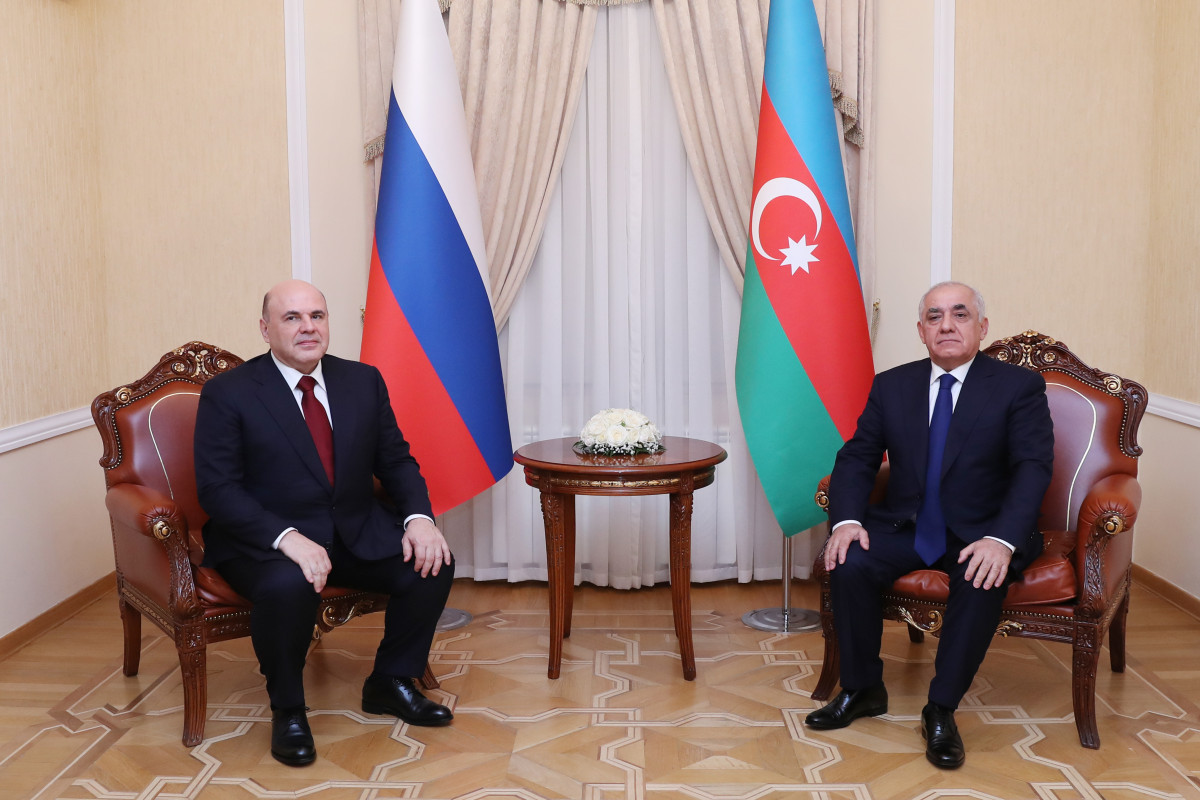 Состоялась встреча премьер-министров Азербайджана и России, подписан ряд документов