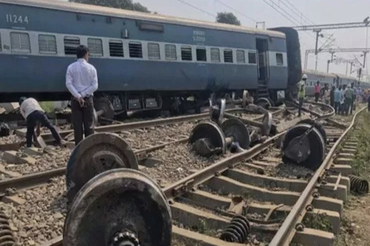 3 killed as goods train derails in Odisha, wagons ram into platform