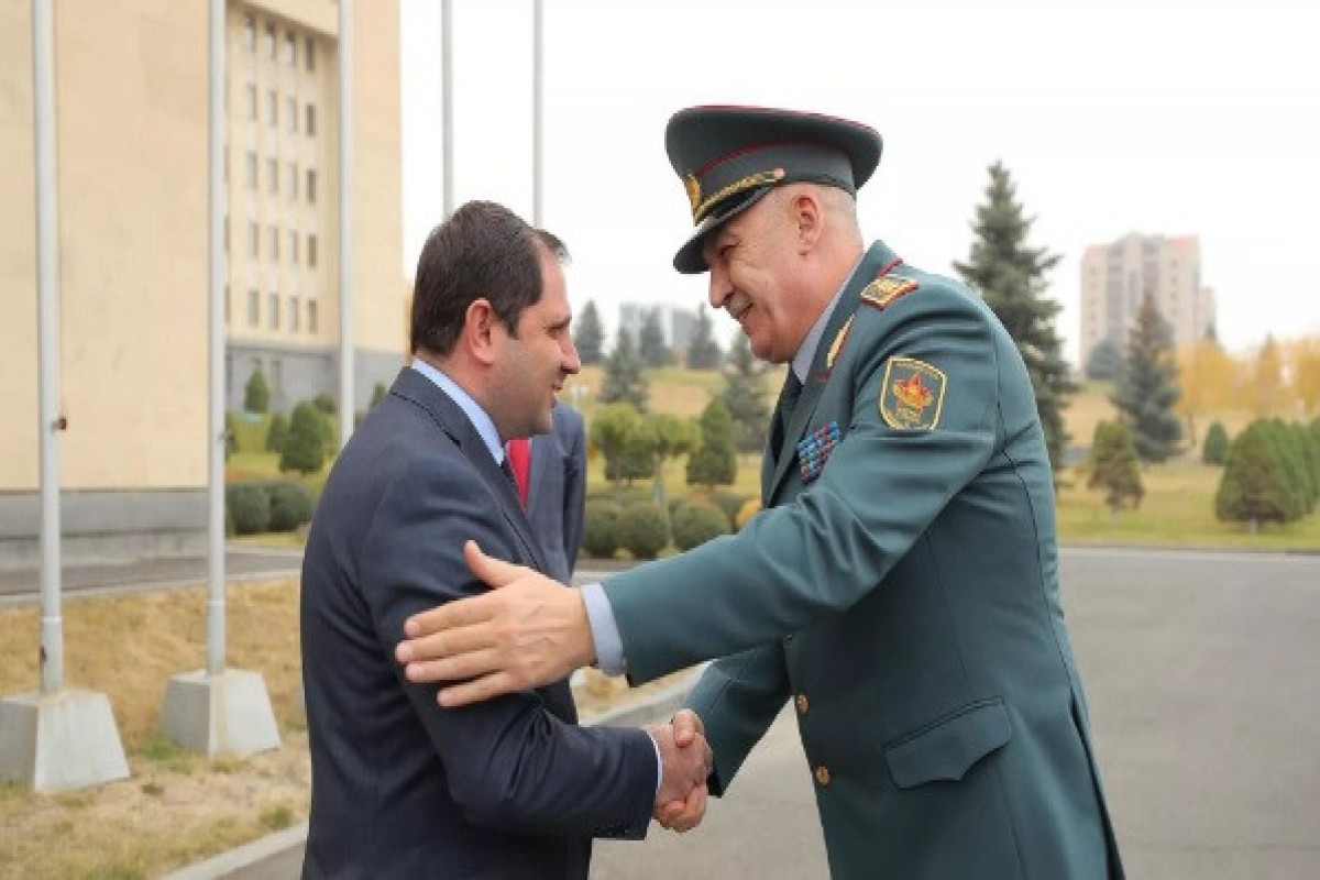 Состоялась встреча министров обороны Армении и Казахстана