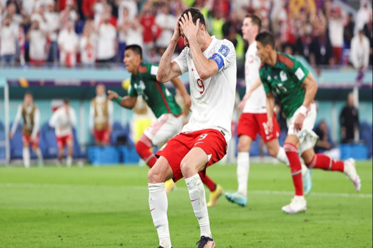 Lewandowski misses penalty as Poland and Mexico draw