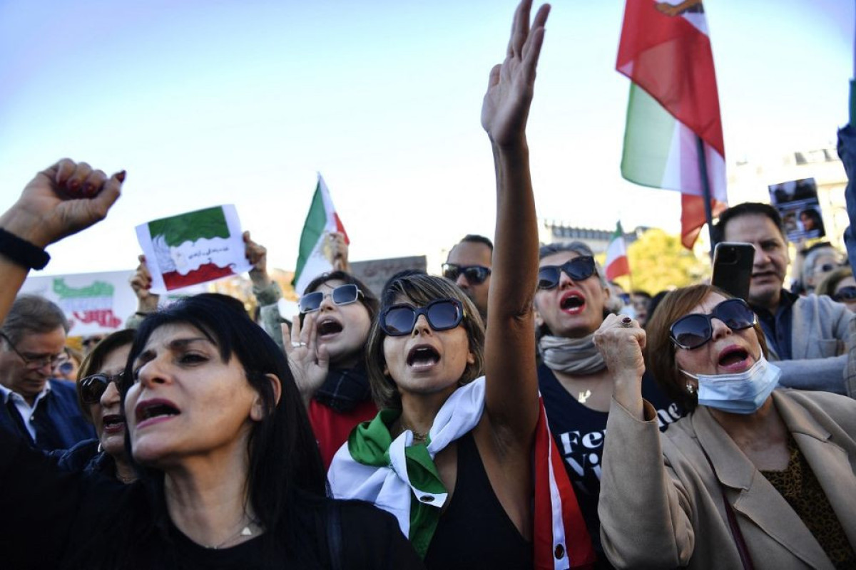 ABŞ İranda etirazlara qarşı təzyiqlərin artmasından narahatdır