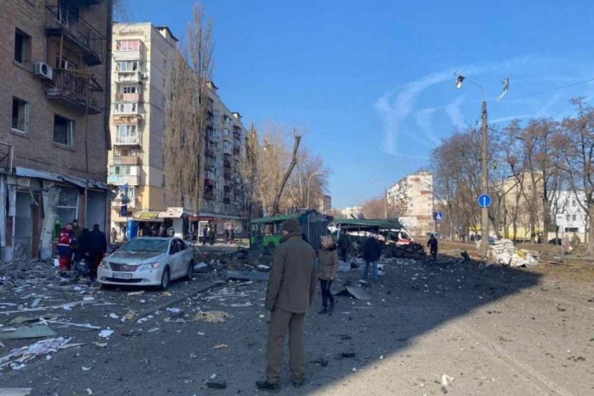Kiyevə növbəti raket zərbələri endirilib