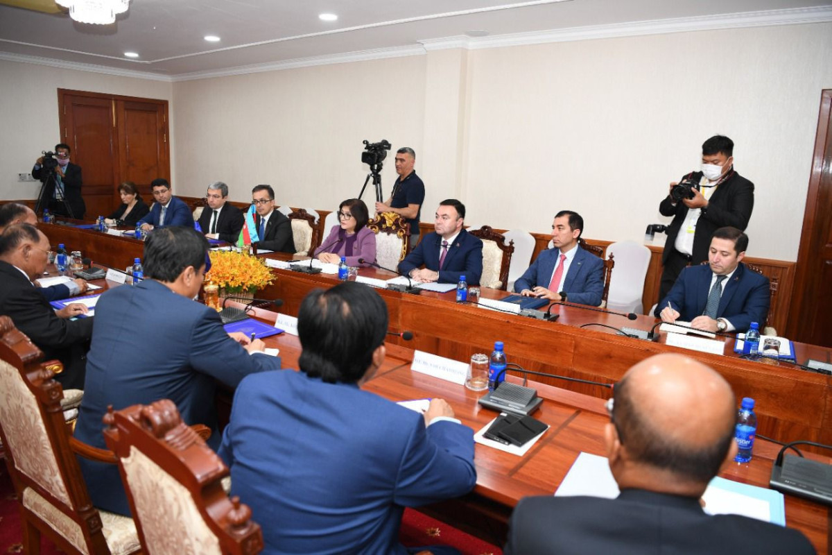 Подписан меморандум о взаимопонимании между парламентами Азербайджана и Камбоджи