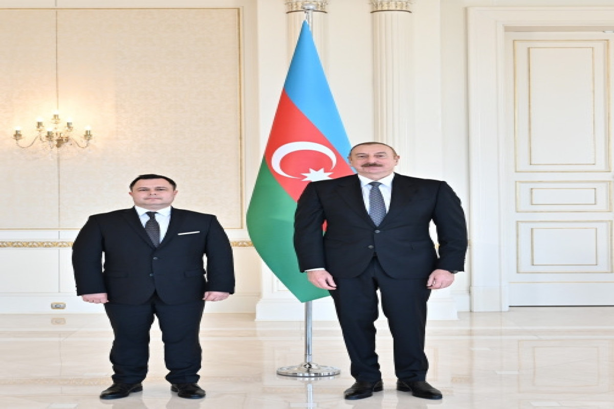 President Ilham Aliyev received credentials of incoming ambassador of Moldova-UPDATED 
