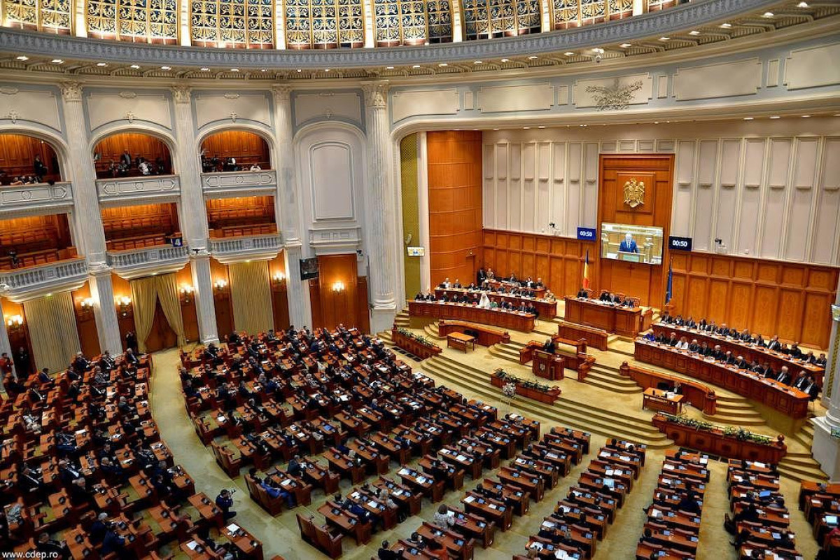 Rumıniya Parlamenti Qolodomoru insanlığa qarşı cinayət kimi tanıyıb