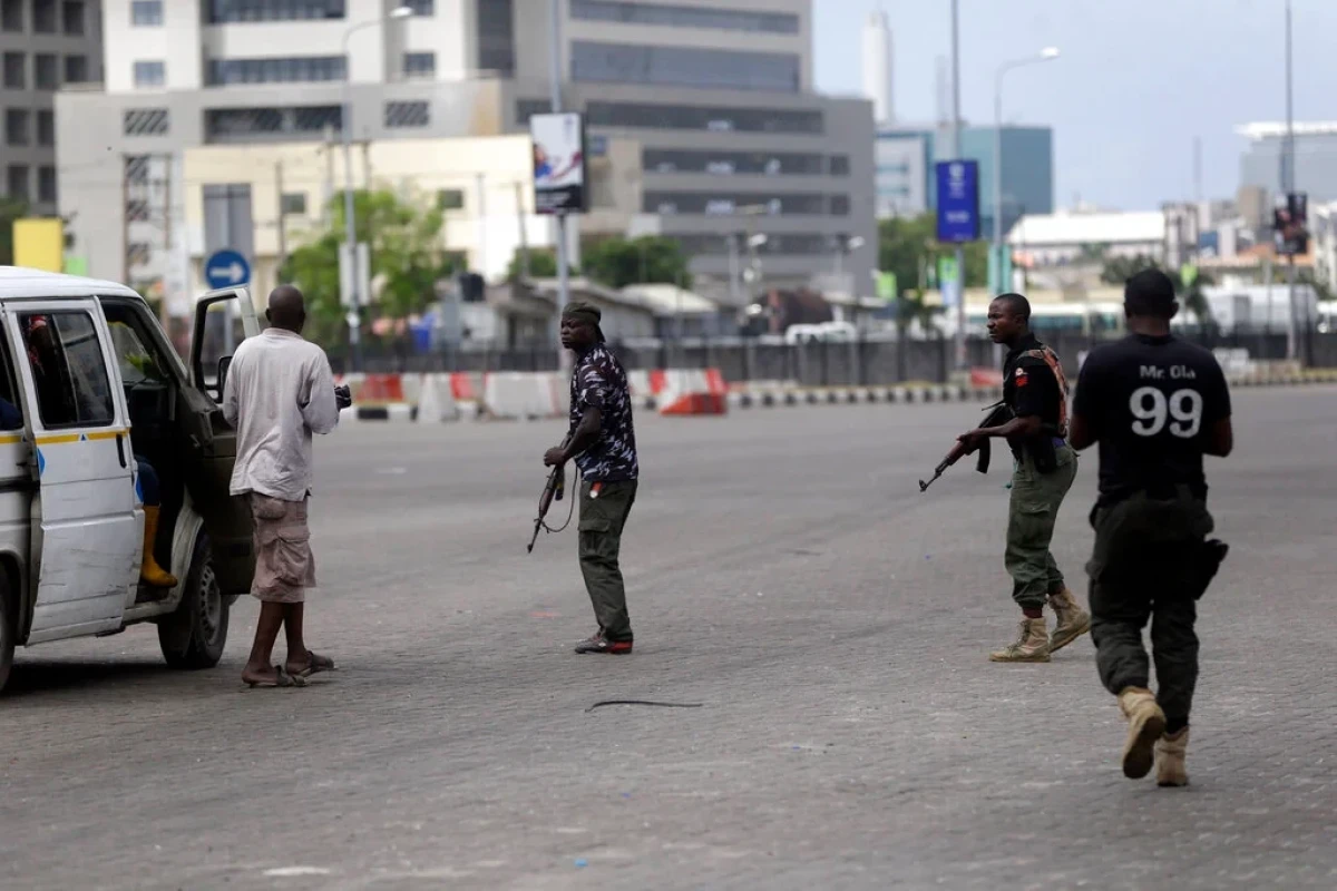 Nigerian gunmen kidnap 60 in latest attack in the northwest