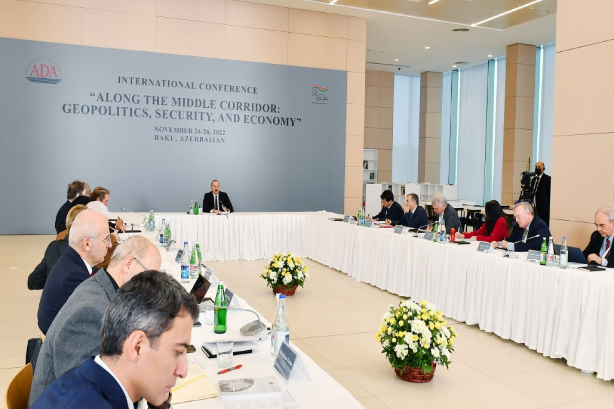 В Баку состоялась посвященная Среднему коридору конференция, Президент принял участие в мероприятии