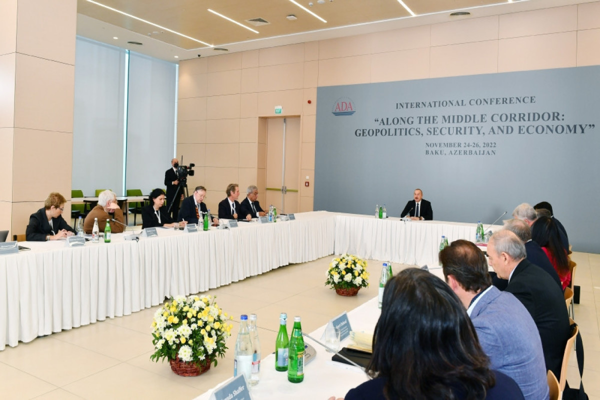 В Баку состоялась посвященная Среднему коридору конференция, Президент принял участие в мероприятии