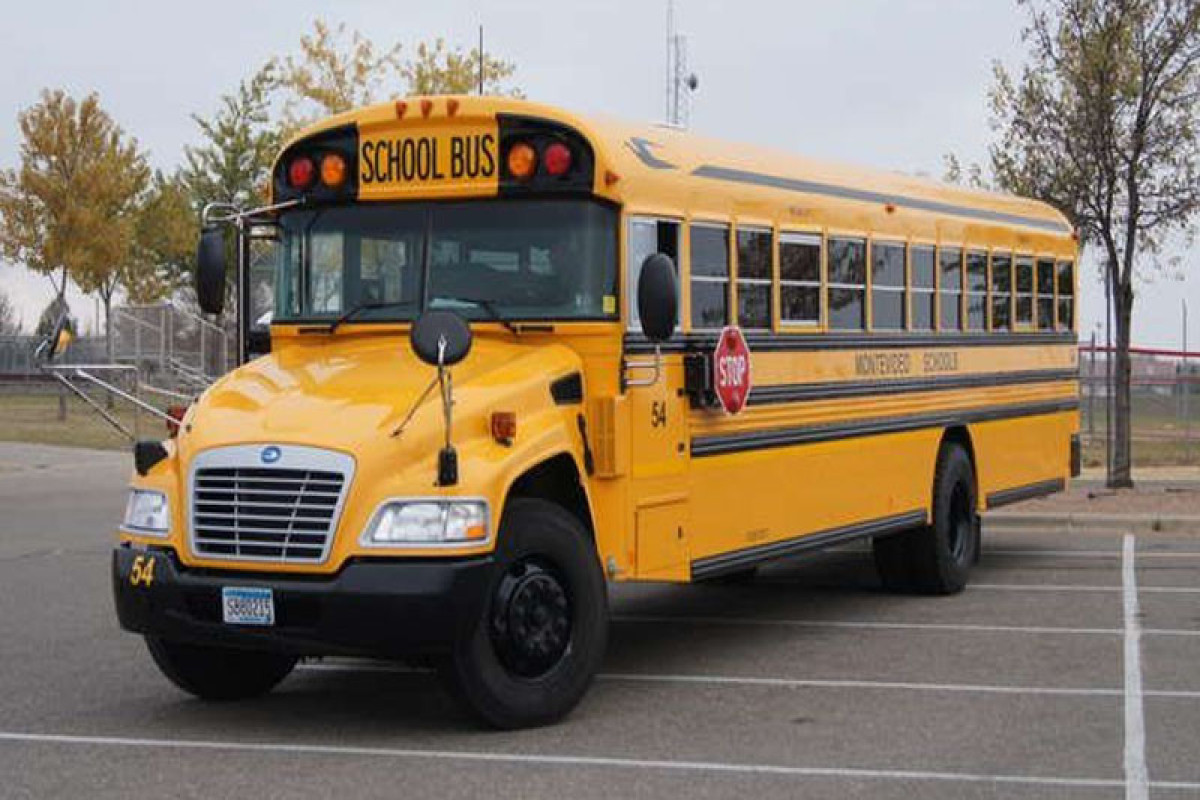 Министр: В нашей дорожной карте предусмотрены школьные автобусы, мы хотим, чтобы детям было комфортно добираться до школы