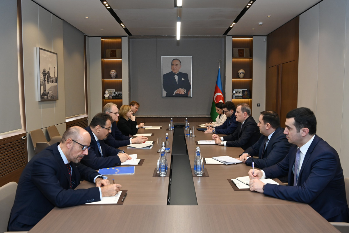Azerbaijani FM informed the EU representative about the use of the Lachin road by Armenians for military purposes