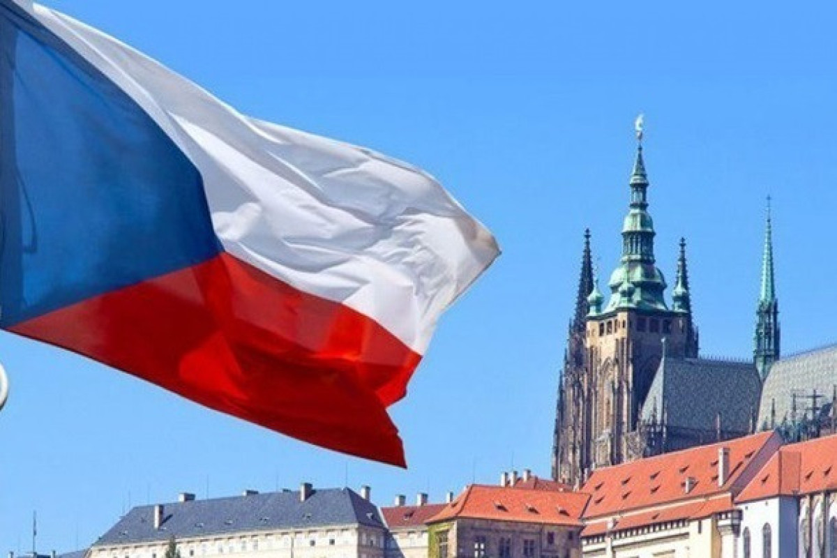 Чехия призвала своих граждан покинуть Россию