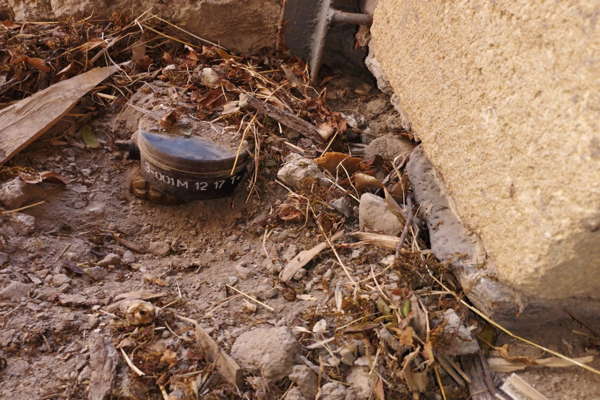 Обнаружены мины-ловушки, установленные армянами в домах в Лачинском районе-<span class="red_color">ФОТО
