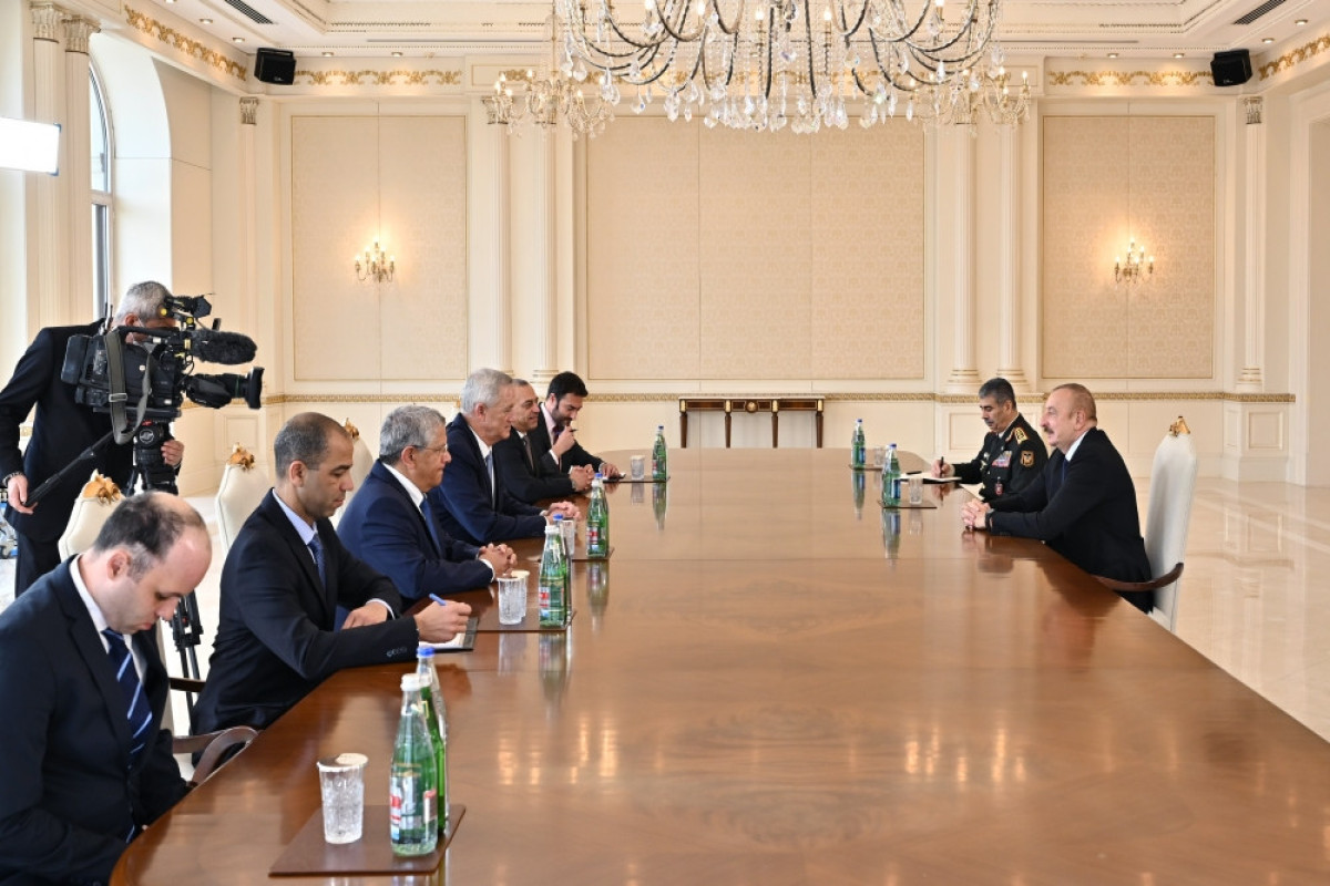 President of the Republic of Azerbaijan Ilham Aliyev received Israeli Defense Minister Benjamin Gans